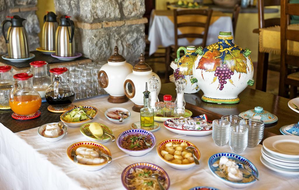 Agriturismo Pera Di Basso كازاميتْشيولا تيرمي المظهر الخارجي الصورة