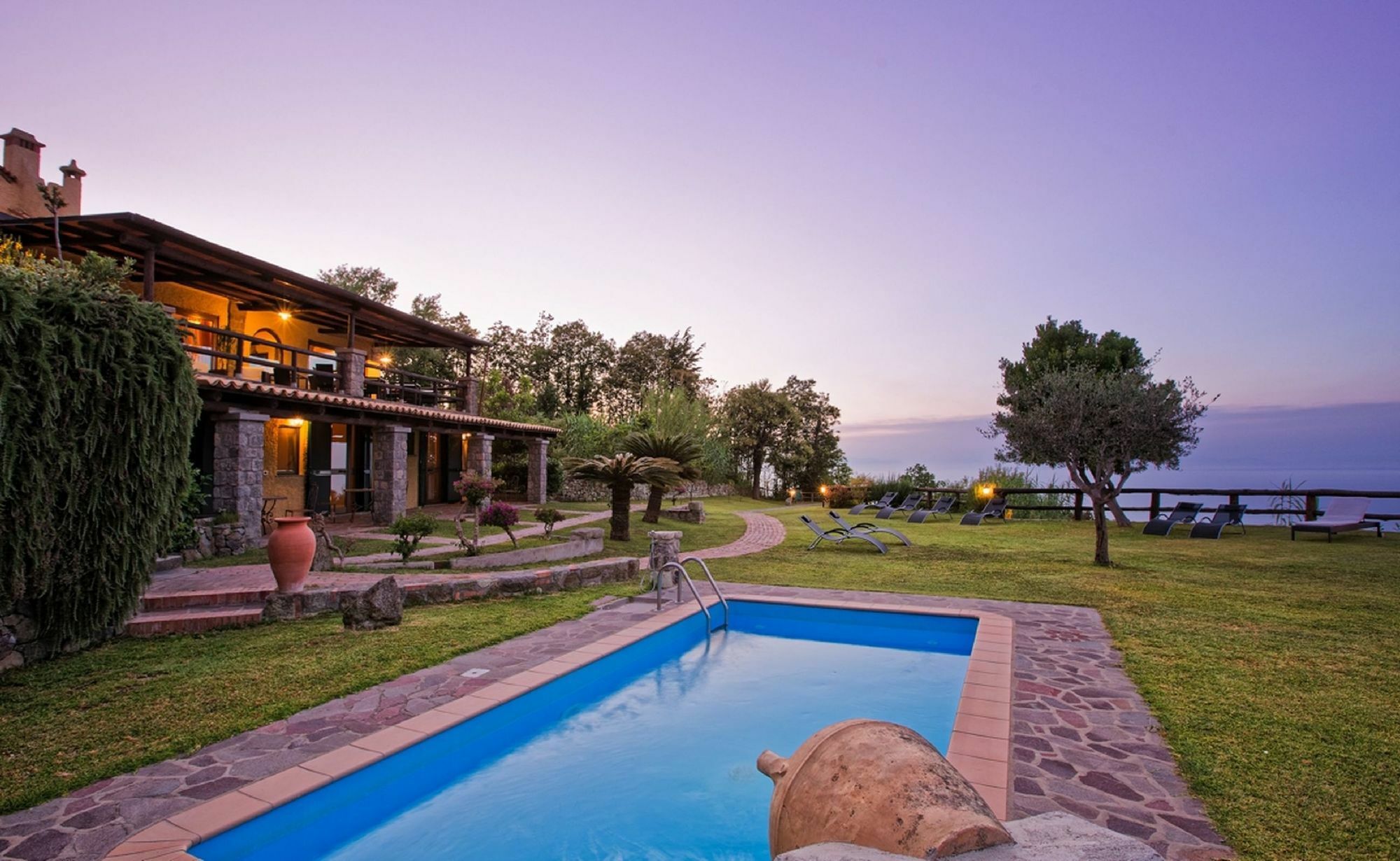 Agriturismo Pera Di Basso كازاميتْشيولا تيرمي المظهر الخارجي الصورة